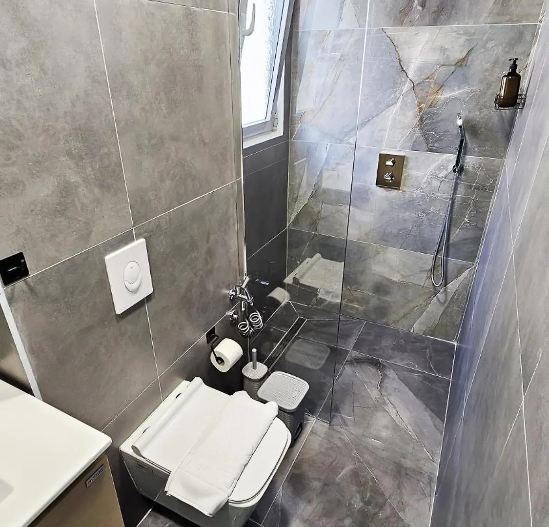 Daisy Rooms City Centre Τίρανα Αλβανία